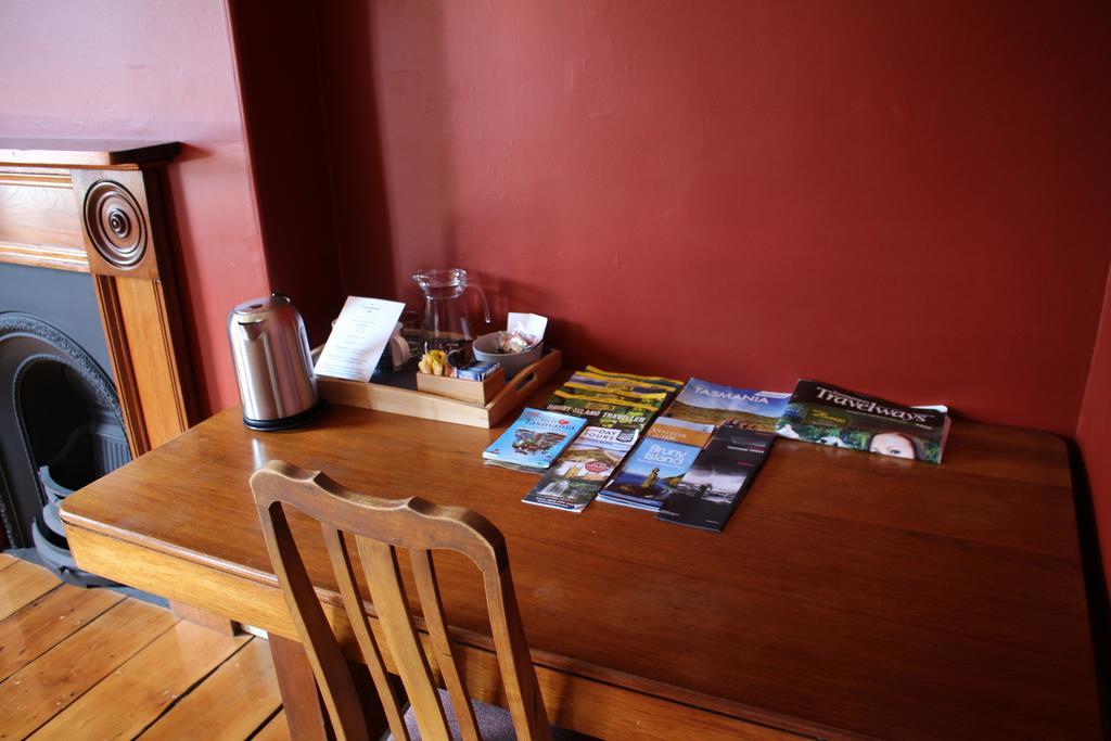 The Tasmanian Inn Hobart Esterno foto