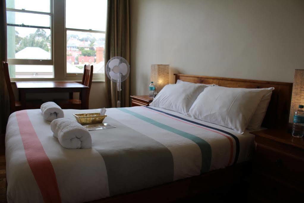 The Tasmanian Inn Hobart Esterno foto