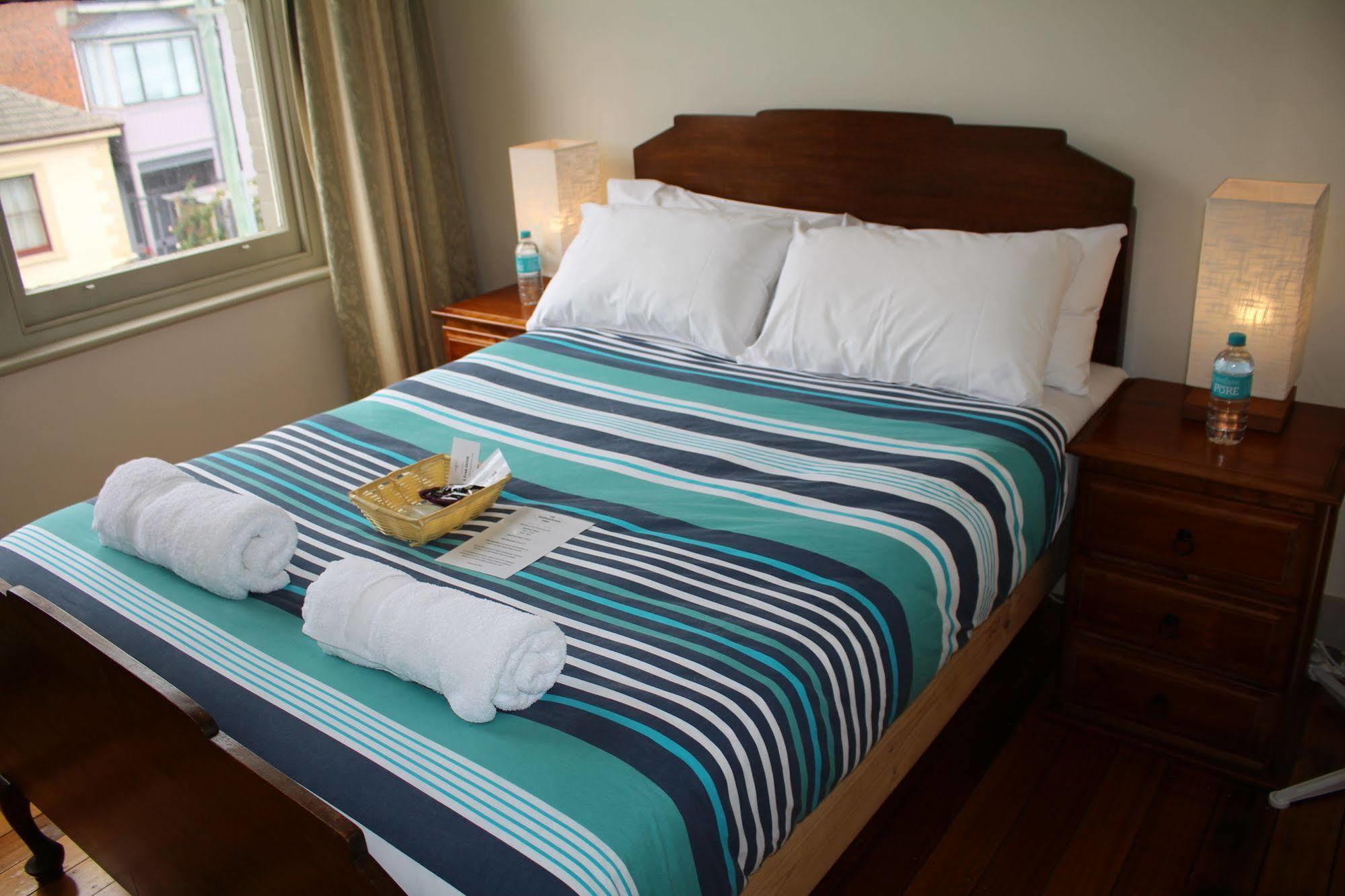 The Tasmanian Inn Hobart Esterno foto