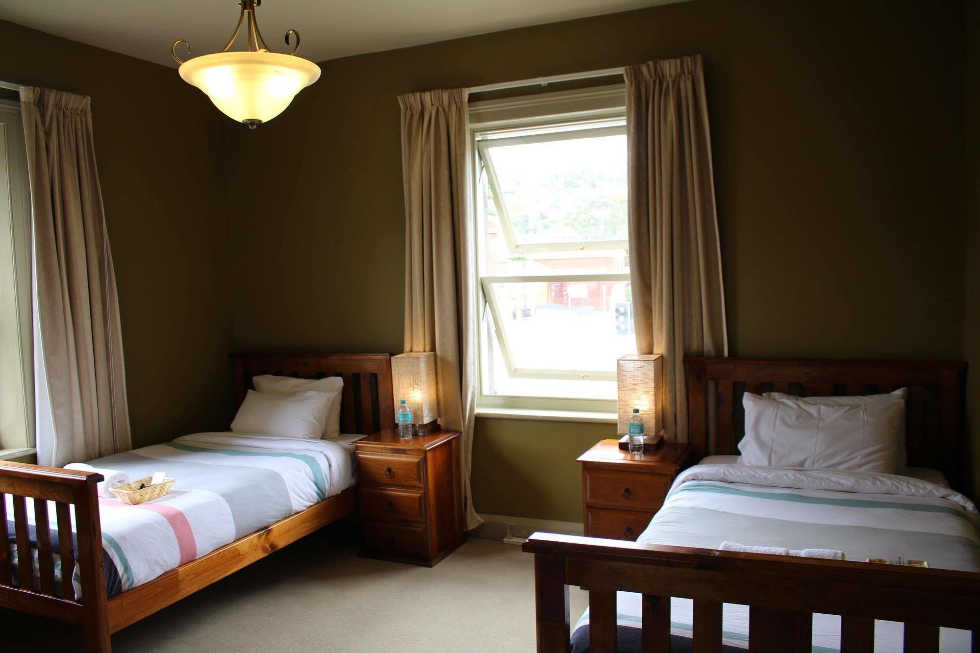 The Tasmanian Inn Hobart Esterno foto